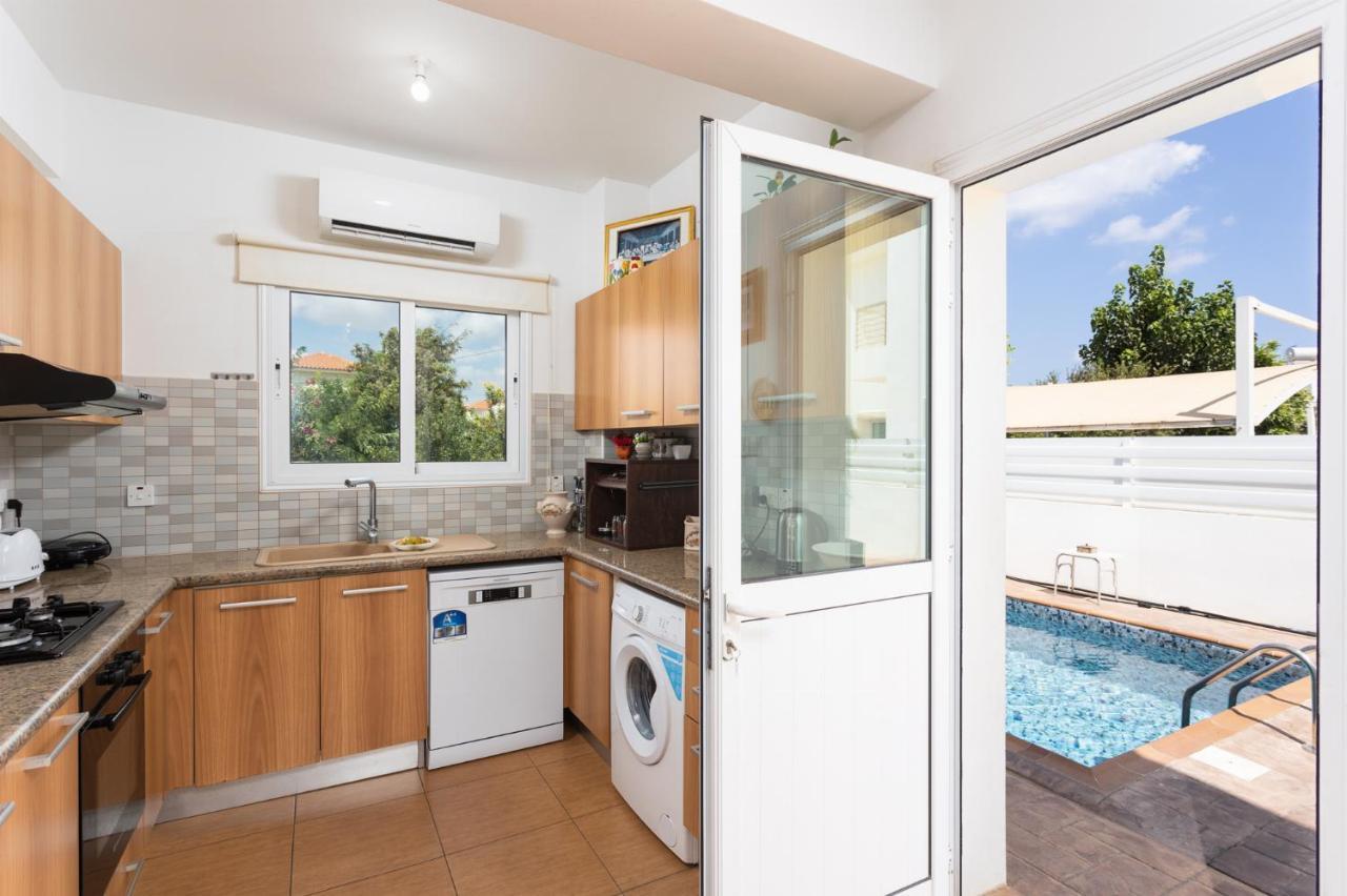 Villa Kalliopi Paralimni Exterior foto